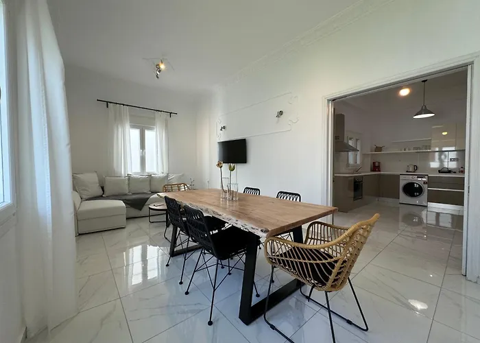 Mano's Place Дом отдыха Naxos City